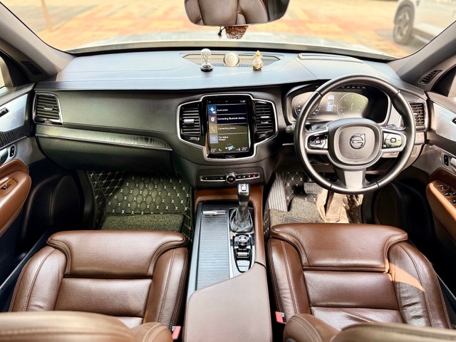 Second-hand 2021 Volvo XC90 D5 Inscription for sale in Surat-3