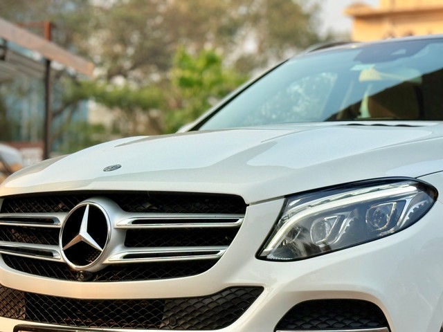 Second-hand 2018 Mercedes-Benz GLE 350d for sale in Surat-4