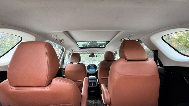 Second-hand 2021 MG Hector Plus Sharp CVT for sale in New Delhi-18