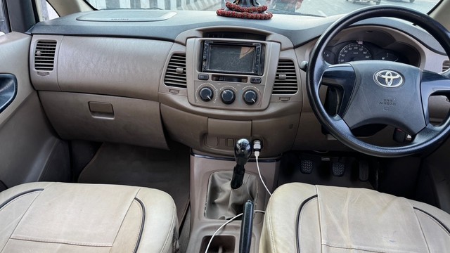 Second-hand 2016 Toyota Innova 2.5 ZX Diesel 7 Seater for sale in New Delhi-17