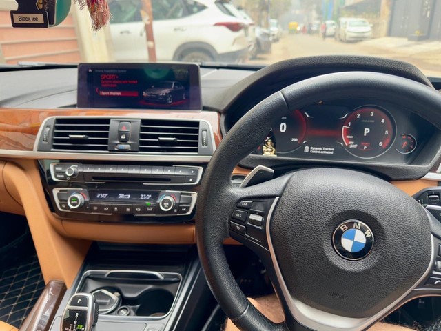 Second-hand 2019 BMW 3 Series 320d Luxury Line for sale in New Delhi-6