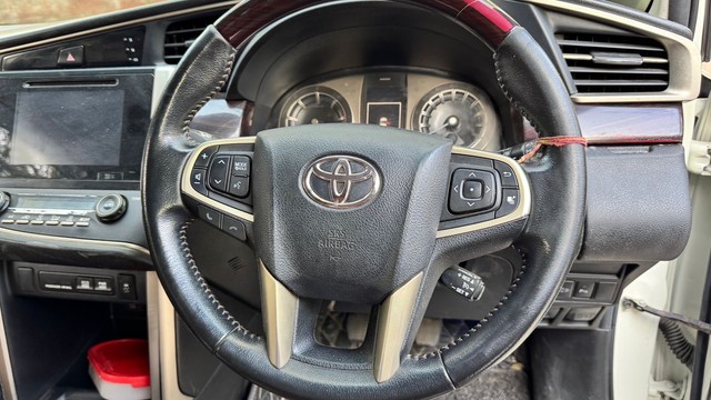 Second-hand 2020 Toyota Innova Crysta 2.4 G MT for sale in New Delhi-8