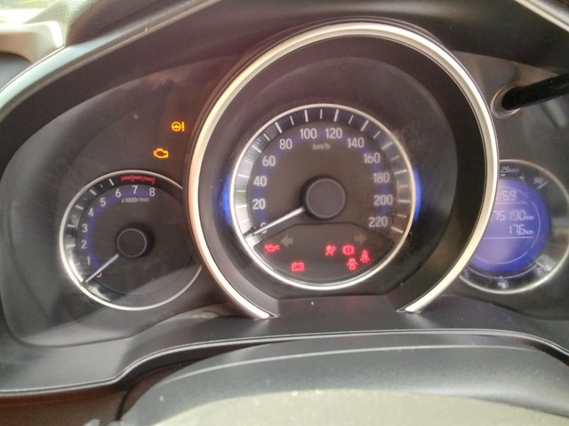 Second-hand 2017 Honda Jazz 1.2 SV i VTEC for sale in New Delhi-15