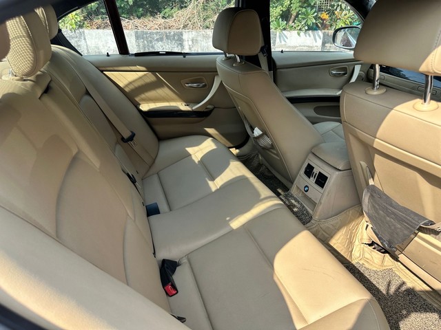 Second-hand 2012 BMW 3 Series 320i Touring for sale in New Delhi-11