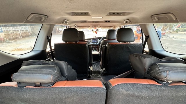 Second-hand 2022 Toyota Innova Crysta 2.4 GX 7 STR AT for sale in New Delhi-14