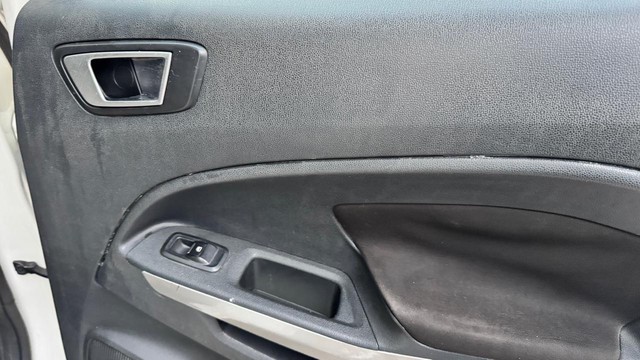 Second-hand 2017 Ford Ecosport 1.5 Diesel Titanium BSIV for sale in New Delhi-14