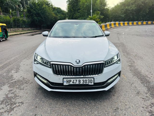 Skoda Superb Laurin & klement BSVI Second-hand 2022 Skoda Superb Laurin & klement BSVI for sale in New Delhi