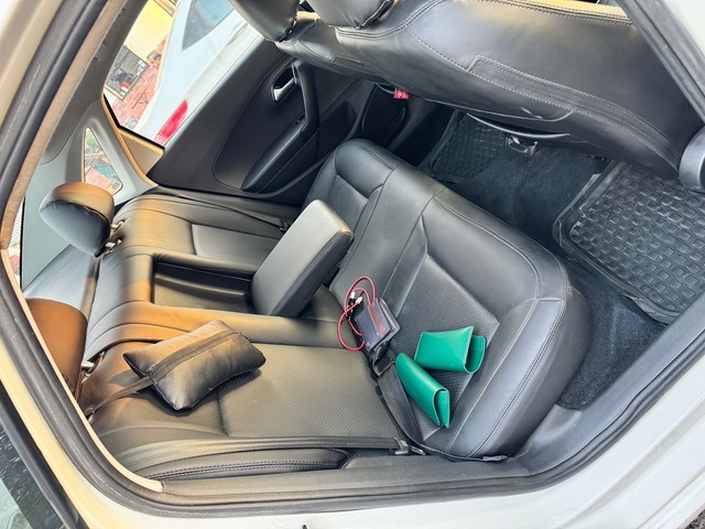 Second-hand 2019 Volkswagen Vento 1.5 TDI Highline AT for sale in New Delhi-10