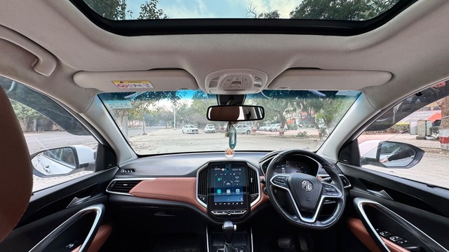 MG Hector Plus Sharp CVT Second-hand 2021 MG Hector Plus Sharp CVT for sale in New Delhi-17