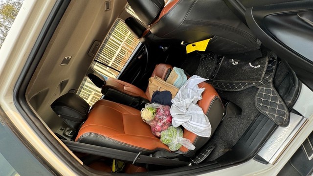 Second-hand 2022 Toyota Innova Crysta 2.4 GX 7 STR AT for sale in New Delhi-25