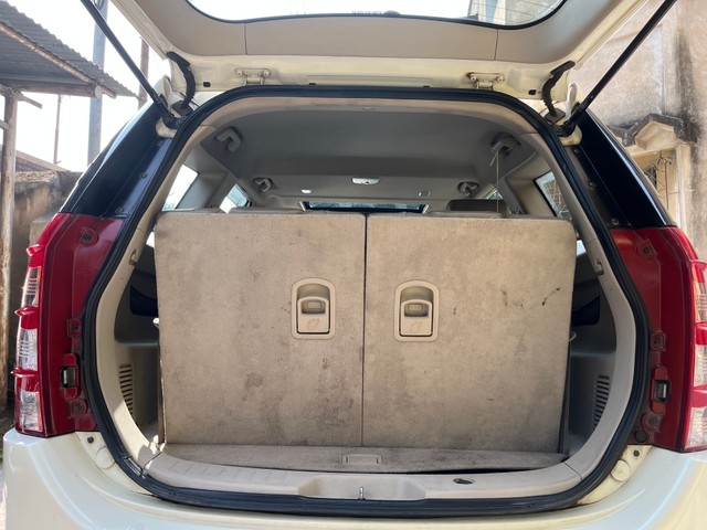 Second-hand 2016 Mahindra XUV500 W4 for sale in Kolkata-5