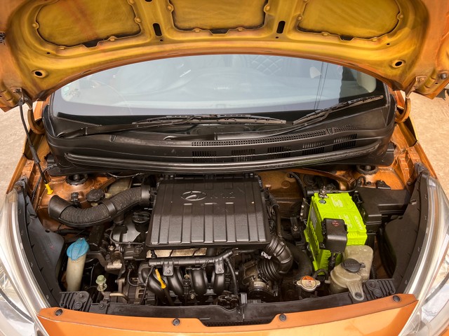 Second-hand 2013 Hyundai Grand i10 Magna for sale in Kolkata-7