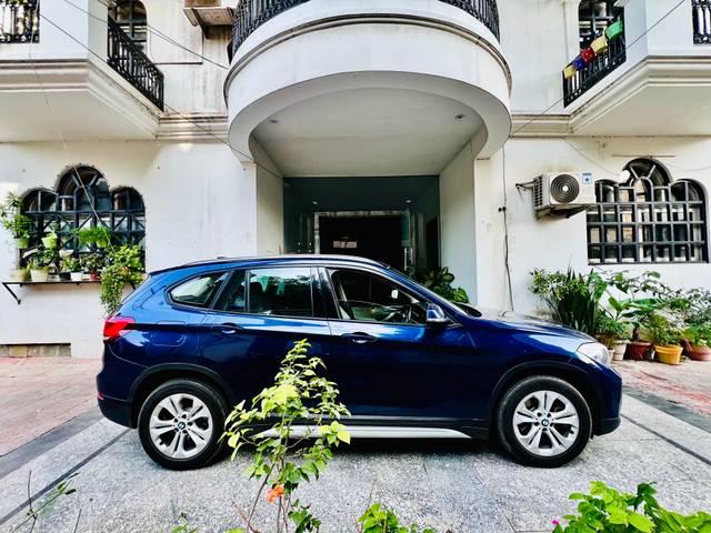 https://images10.gaadi.com/usedcar_image/74AECD1D-1B45-490D-8504-105D70B2FE18/original/d345e1b9-4329-4235-a790-9196a4407b6c.jpg?imwidth=6401