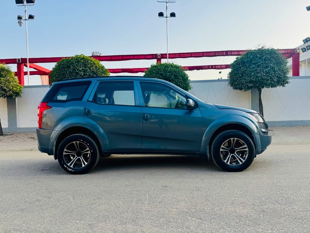 Second-hand 2015 Mahindra XUV500 W4 for sale in Jaipur-1