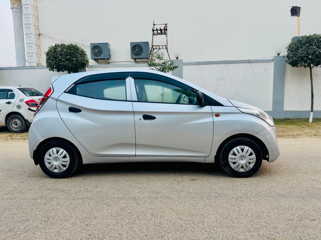 Second-hand 2016 Hyundai EON Era Plus for sale in Jaipur-1