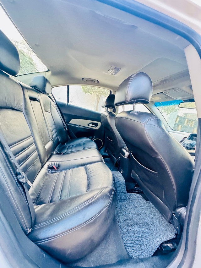 Second-hand 2012 Chevrolet Cruze LTZ for sale in Jaipur-9