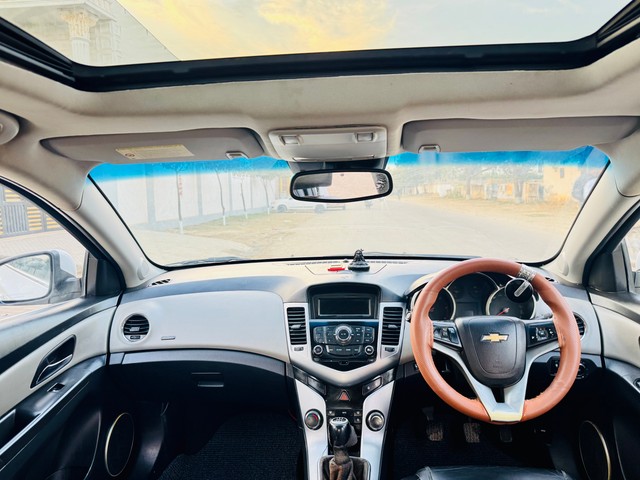 Second-hand 2012 Chevrolet Cruze LTZ for sale in Jaipur-12