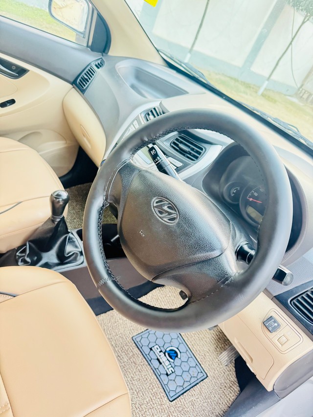 Second-hand 2016 Hyundai EON Era Plus for sale in Jaipur-9