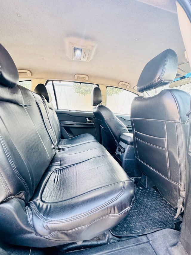 Second-hand 2017 Tata Hexa XE for sale in Jaipur-10