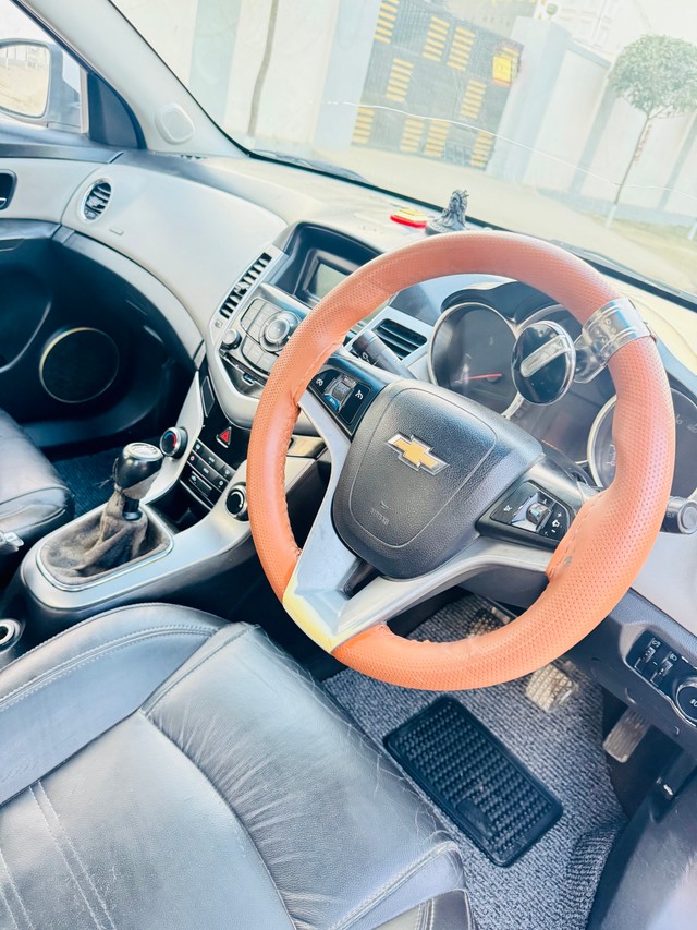 Second-hand 2012 Chevrolet Cruze LTZ for sale in Jaipur-8