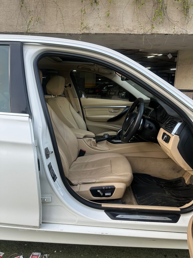 Second-hand 2016 BMW 3 Series 320d for sale in Mumbai-11