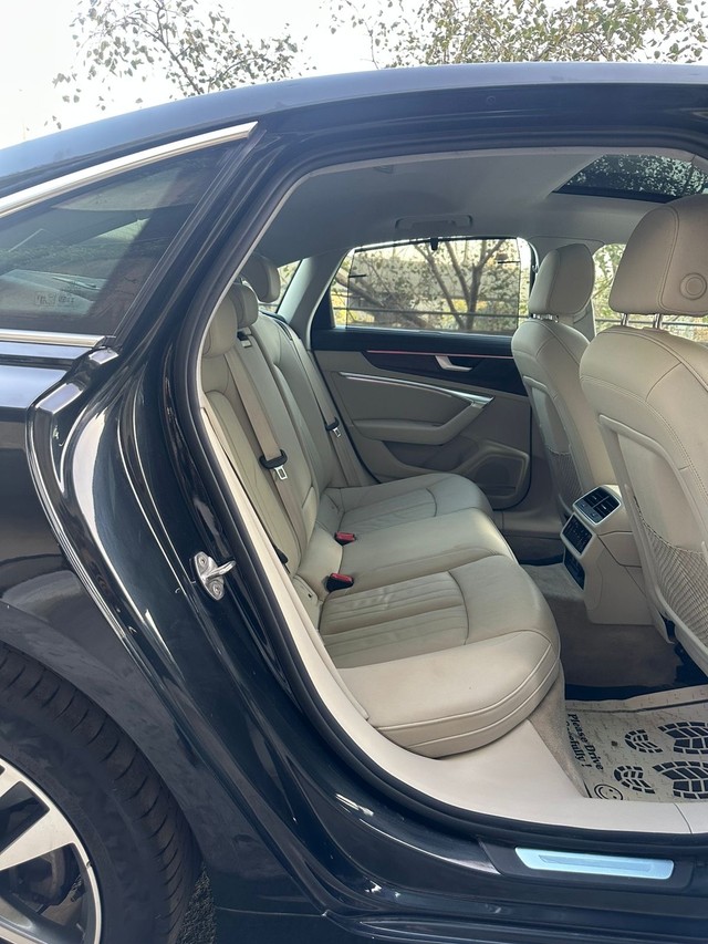Audi A6 45 TFSI Technology Second-hand 2023 Audi A6 45 TFSI Technology for sale in Mumbai-12