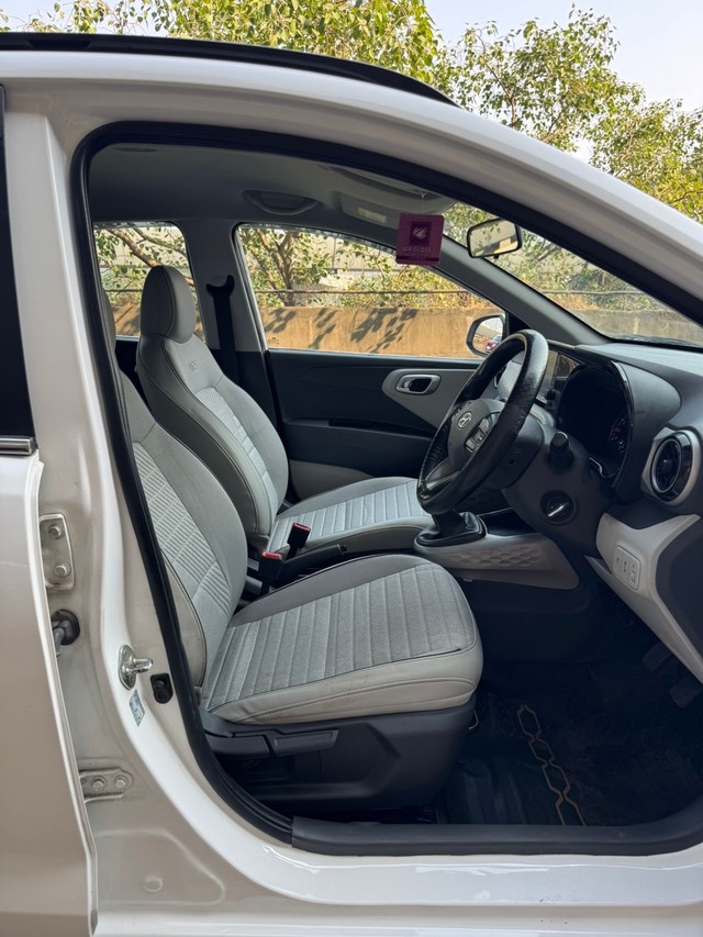 Second-hand 2023 Hyundai Grand i10 Nios Sportz CNG for sale in Mumbai-8