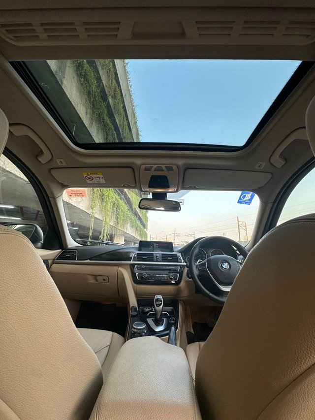 Second-hand 2016 BMW 3 Series 320d for sale in Mumbai-6