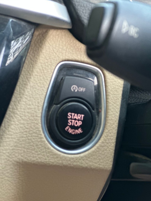 Second-hand 2016 BMW 3 Series 320d for sale in Mumbai-13