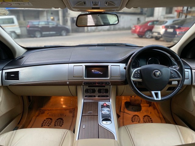 Second-hand 2016 Jaguar XF 2.0 Litre Petrol for sale in New Delhi-13