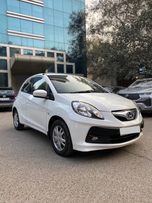 Second-hand 2015 Honda Brio VX O for sale in New Delhi-0