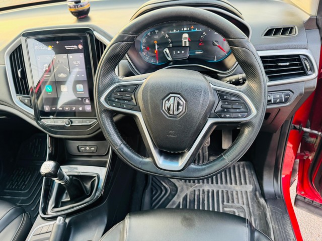 Second-hand 2020 MG Hector Hybrid Sharp MT for sale in Hyderabad-9