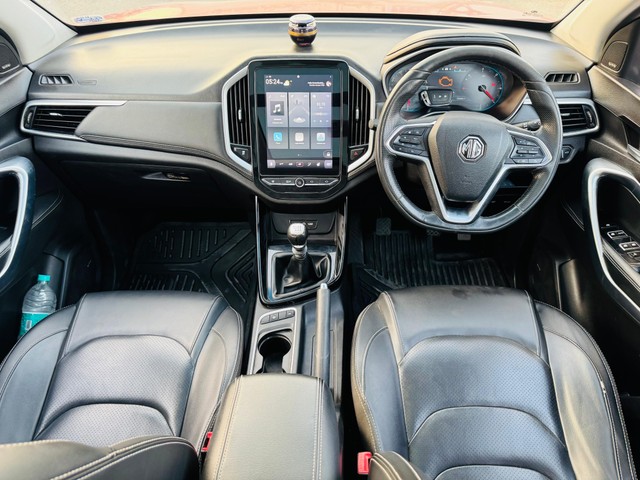 Second-hand 2020 MG Hector Hybrid Sharp MT for sale in Hyderabad-6