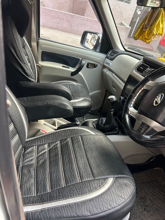 Second-hand 2017 Mahindra Scorpio S11 BSIV for sale in Jaipur-4