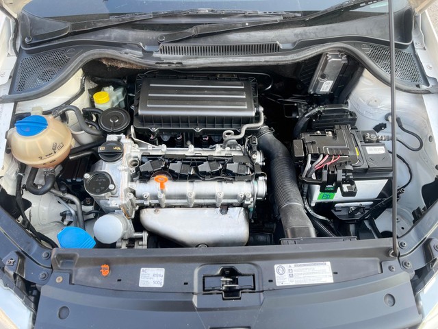 Second-hand 2011 Volkswagen Vento IPL II Petrol Highline AT for sale in Sirsa-3