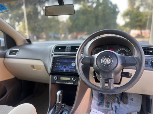 Second-hand 2011 Volkswagen Vento IPL II Petrol Highline AT for sale in Sirsa-9