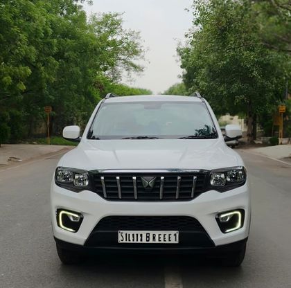 2025 Mahindra Scorpio N Z2