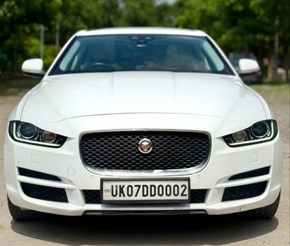 2018 Jaguar XE 2.0L Diesel Prestige