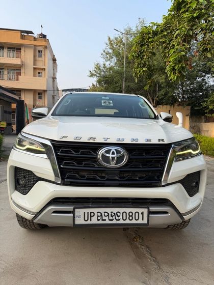 2021 Toyota Fortuner 2.8 2WD AT