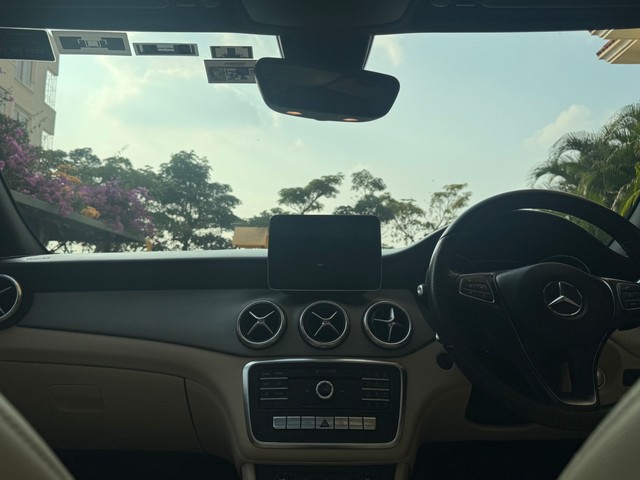 Second-hand 2018 Mercedes-Benz CLA 200 CDI Sport for sale in Bangalore-13
