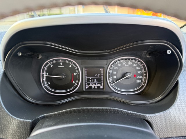 Maruti Suzuki Vitara Brezza ZDi Second-hand 2017 Maruti Suzuki Vitara Brezza ZDi for sale in Sabarkantha-12