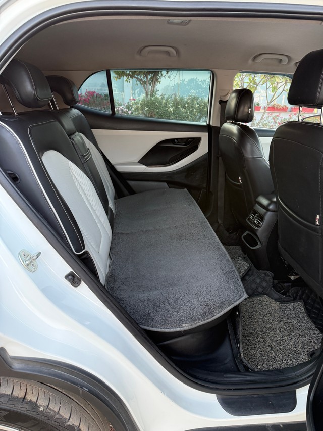 Second-hand 2023 Hyundai Creta E for sale in Sabarkantha-10