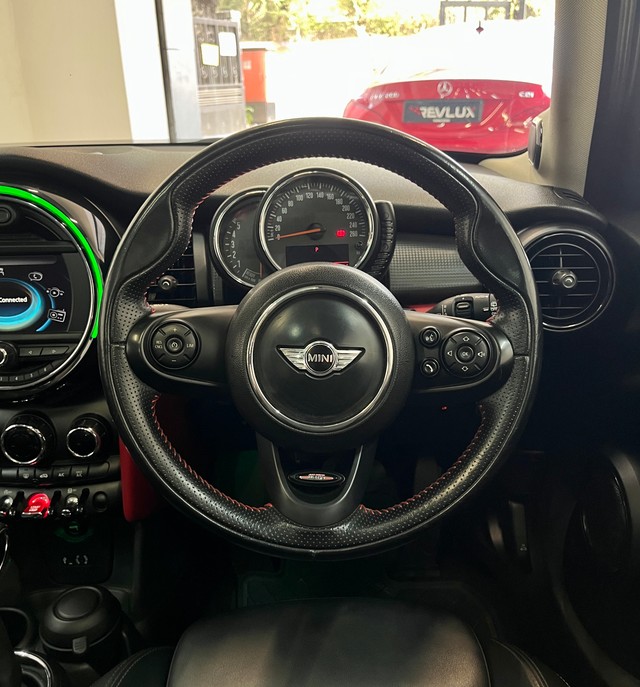 Second-hand 2017 Mini 5 DOOR Cooper D for sale in Pune-7