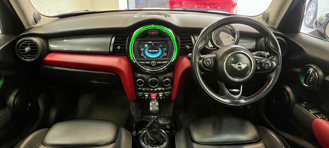 Second-hand 2017 Mini 5 DOOR Cooper D for sale in Pune-6