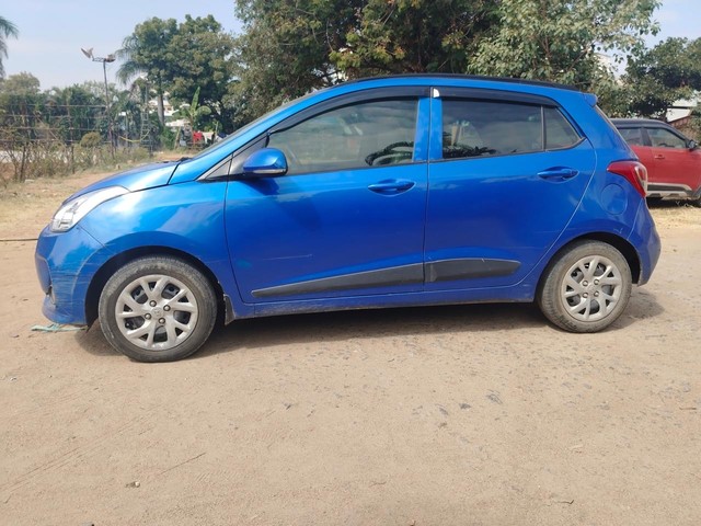 Second-hand 2018 Hyundai Grand i10 1.2 Kappa Sportz BSIV for sale in Warangal-4