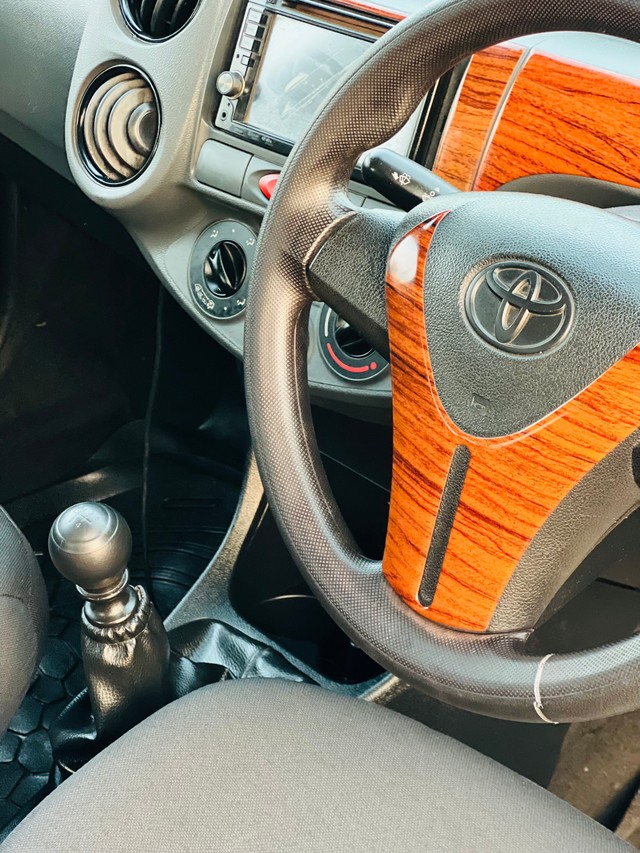 Second-hand 2012 Toyota Etios GD for sale in Ahmedabad-10