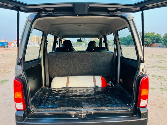 Second-hand 2017 Maruti Eeco 5 Seater AC BSIV for sale in Ahmedabad-9