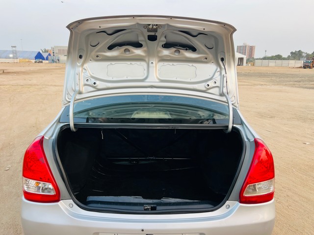 Second-hand 2012 Toyota Etios GD for sale in Ahmedabad-9