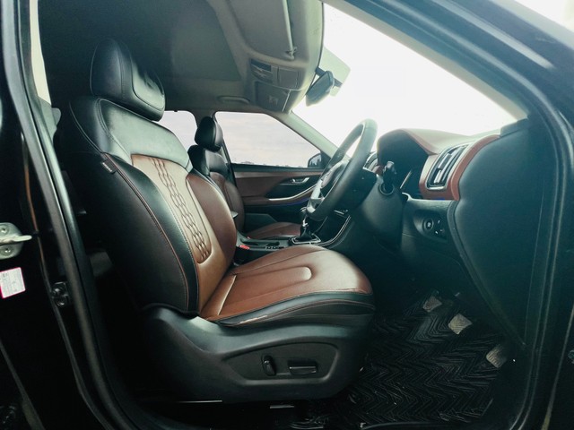 Second-hand 2022 Hyundai Alcazar Signature Diesel BSVI for sale in Ahmedabad-9