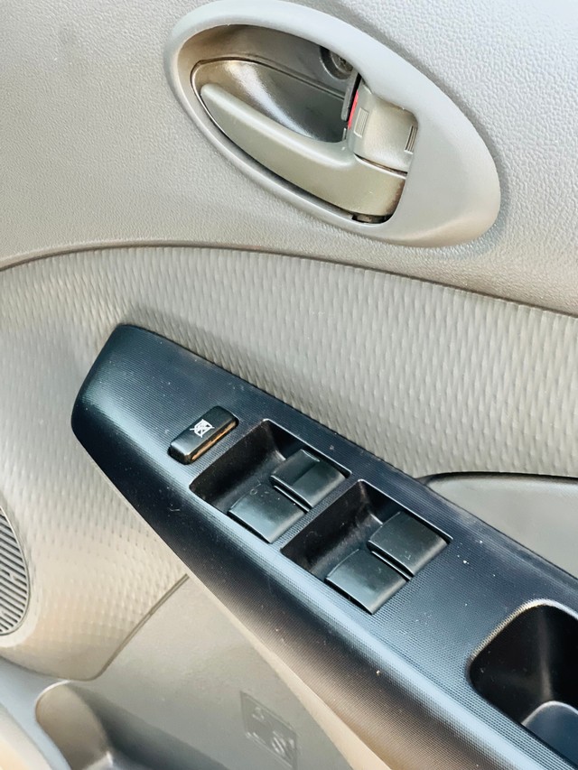 Second-hand 2012 Toyota Etios GD for sale in Ahmedabad-11